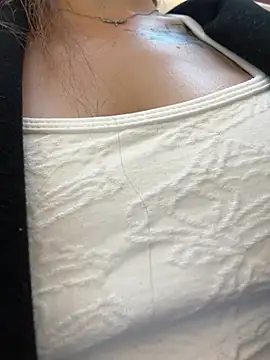 Olivia_Jemison – Naživo XXX chat