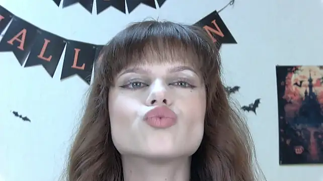 SelenaVeyne's Live XXX Chat