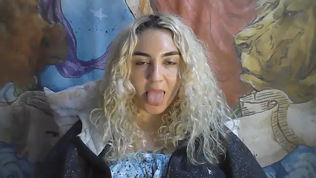Apofenian Live XXX chat
