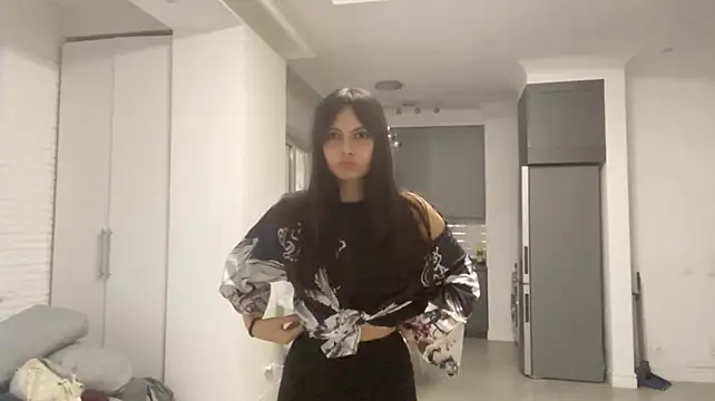 LuellaSerpasn Live XXX chat
