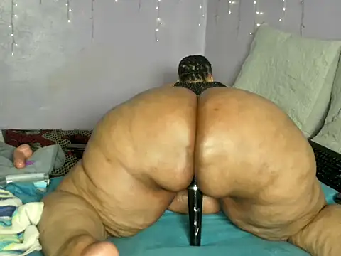 wilmaassylum's Live XXX Chat