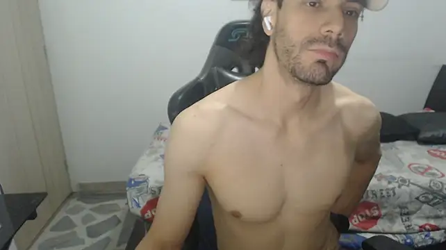 samuelgarcia_ Adlı Modelin Canlı XXX Sohbeti