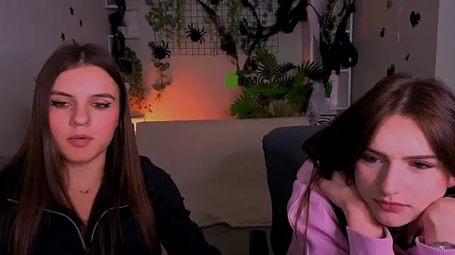 lisa_dark_'s Live XXX Chat
