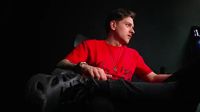Chat +18 de FelixStarkk ao vivo