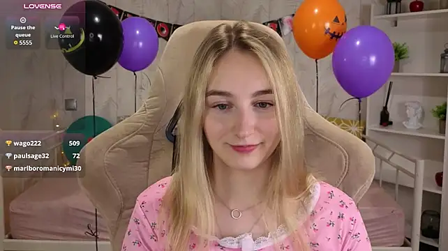 Shy_Pollyn Live XXX chat