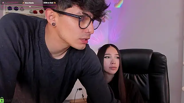 Mikeyvioleta_'s Live XXX Chat