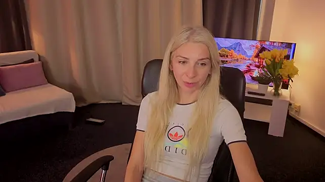 Chat +18 de EllisSkyy ao vivo