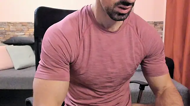 HotHunkTrainer Live XXX-Chat