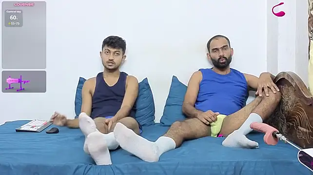 DesiDaddyandSon: вебкам-шоу