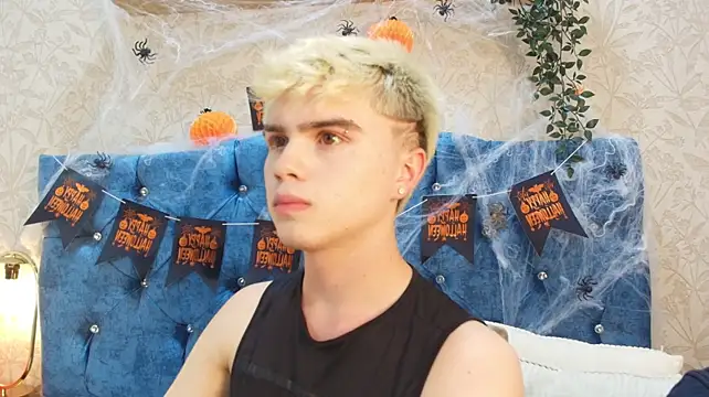Ian_Stone Live XXX-Chat
