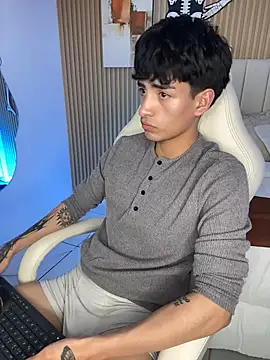 XXX chat uživo modela Filiph_Sterliing