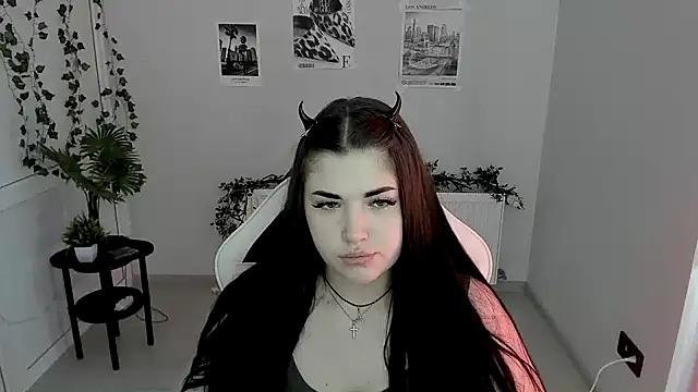 TinsleyPeach Adlı Modelin Canlı XXX Sohbeti