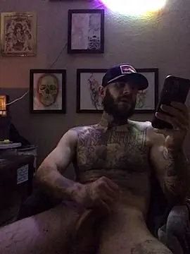 BlueCollarTattoos Chat XXX in diretta