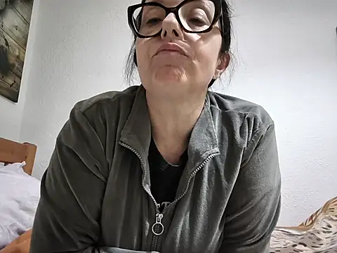 Miasexmilfn Live XXX chat
