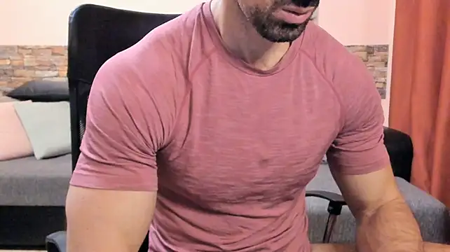 HotHunkTrainer Adlı Modelin Canlı XXX Sohbeti