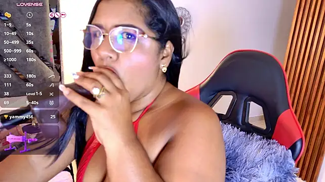 دردشة Slutty_Vicky الجنسية المباشرة