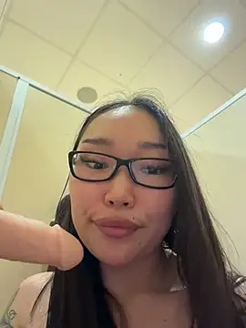 Chatroom XXX en direct de trytomakememoam
