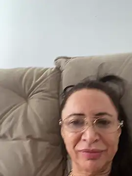 Chat +18 de BurryEarmark ao vivo