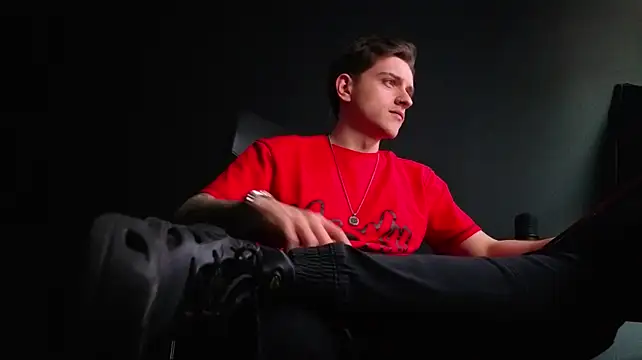 FelixStarkk Adlı Modelin Canlı XXX Sohbeti