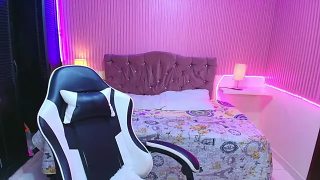 roses_little_'s Live XXX Chat
