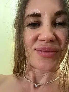 LucieMack Chat XXX in diretta