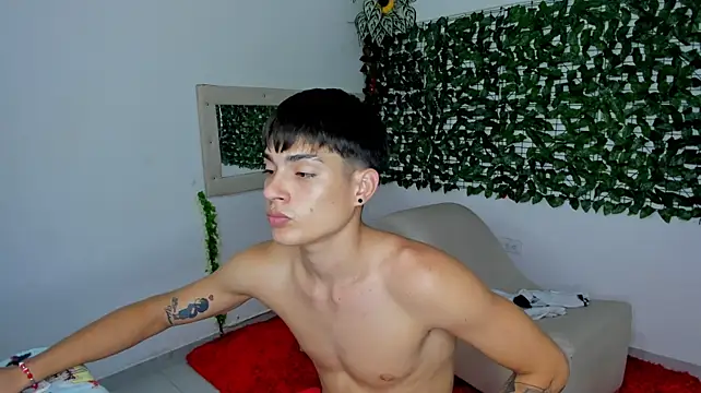 XXX chat uživo modela The_beby_guy