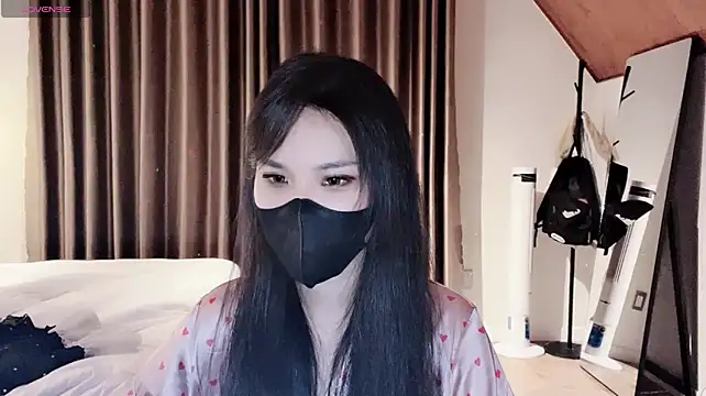 Chat XXX en directo de Tieu-May
