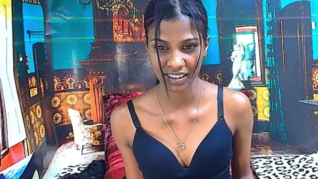 צ'אט XXX בשידור חי של IndianSilkySpice