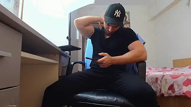 Ryanstone_ Adlı Modelin Canlı XXX Sohbeti