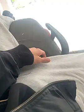 Chat +18 de Arkadeita ao vivo