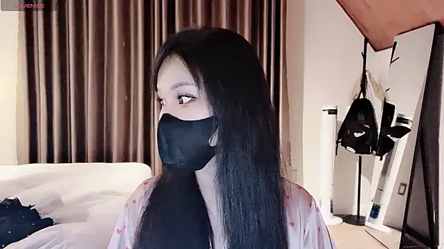 Tieu-May Chat XXX live