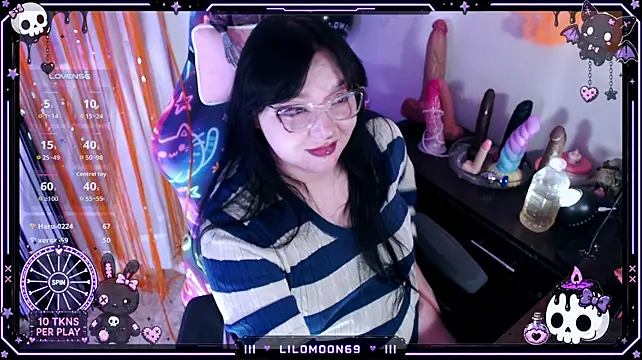 Chatroom XXX en direct de LiloMoon69