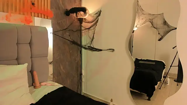 Онлайн чат XXX ariana_smith04