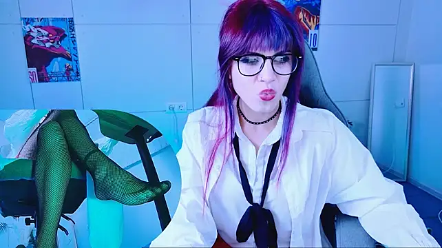 KsanaNova's Live XXX Chat