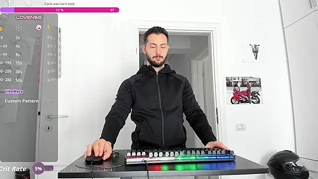 ZackFraser – Naživo XXX chat