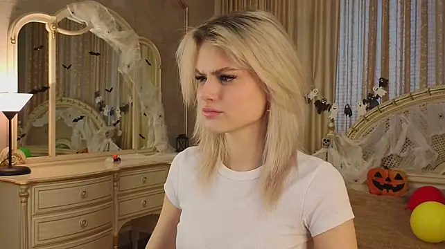 MercedezTimbs Live XXX-chat