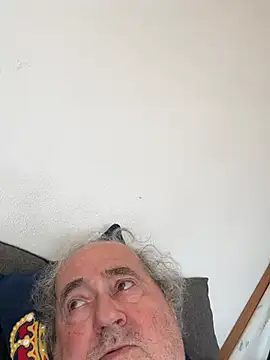 csikar Live XXX-chat