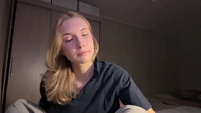 VelvetPandya 라이브 XXX 채팅