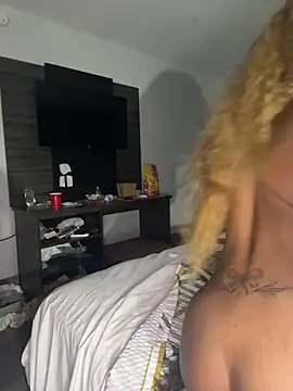 Loopsies Live XXX-Chat
