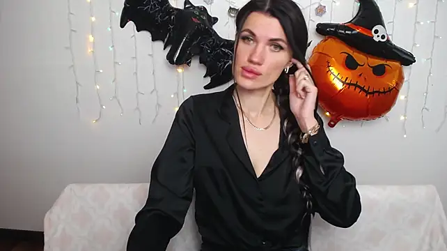 MilaLoona 라이브 XXX 채팅
