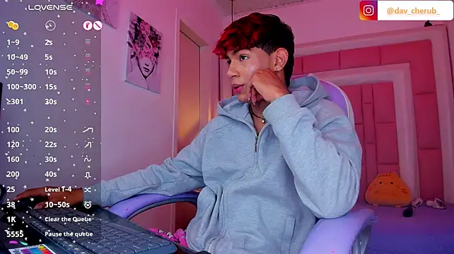 Chat XXX en directo de cherub_