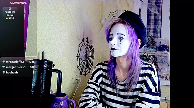 AdamTarlet – Naživo XXX chat