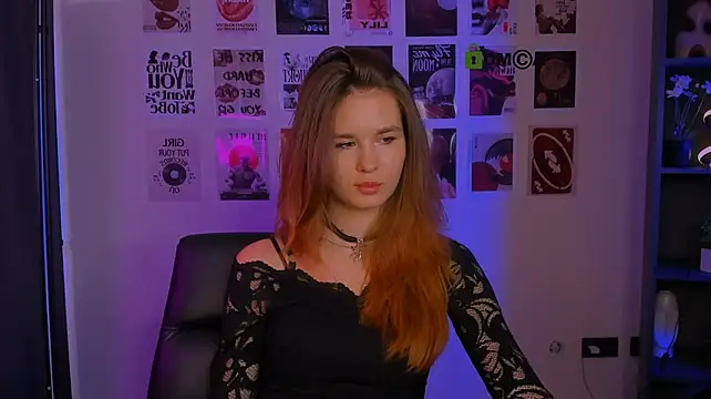 angie_foxy1 Chat XXX live