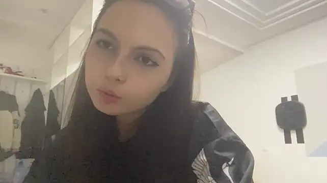 LuellaSerpas 라이브 XXX 채팅