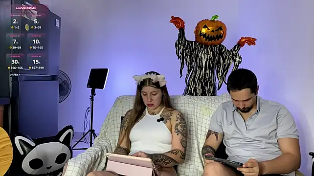 INSOMNIA_strip Live XXX-Chat