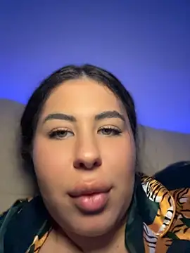 DaianaKimberlyn Live XXX chat