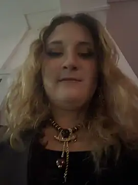 AdelRich's Live XXX Chat