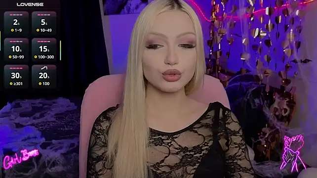 LinaLirian Adlı Modelin Canlı XXX Sohbeti