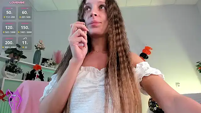 Alice_in_Bloom Chat XXX in diretta