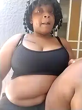 צ'אט XXX בשידור חי של SweetestBootyXxX